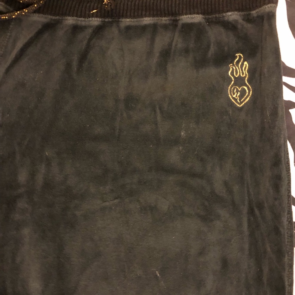 TORRID “Old School” black wide leg velour pants. Sz 4